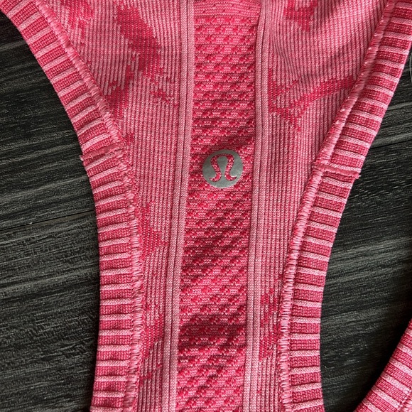 Lululemon Swifty Tech Racerback - Picture 2 of 8